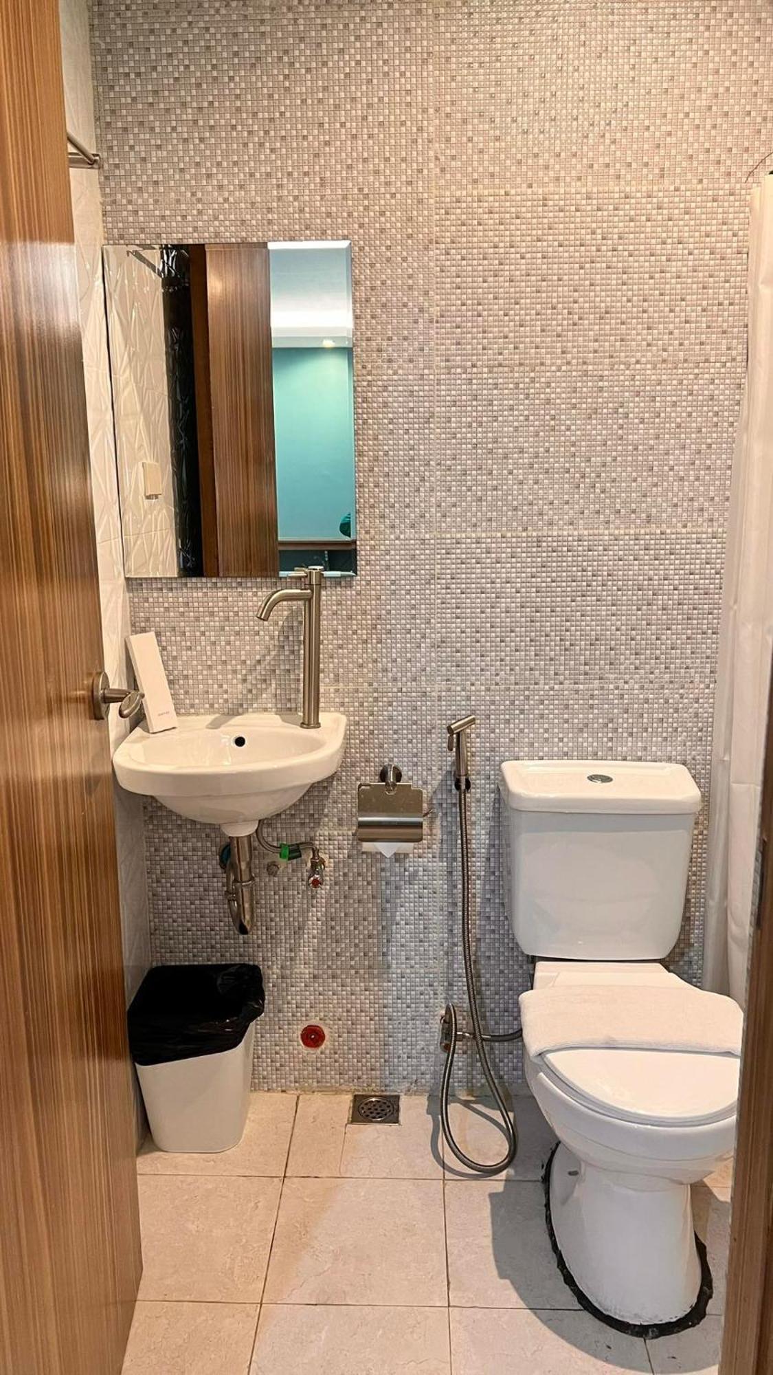 Arzo Hotel Premier Makati City Zimmer foto